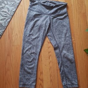 LULULEMON cropped leggings